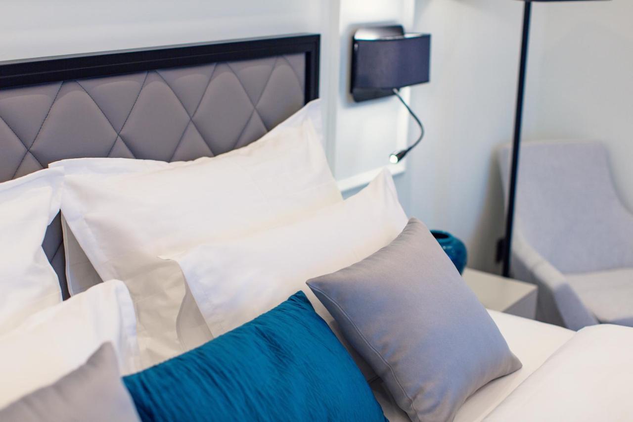 Boutique Hotel Momentum By Aycon Budva Exteriör bild
