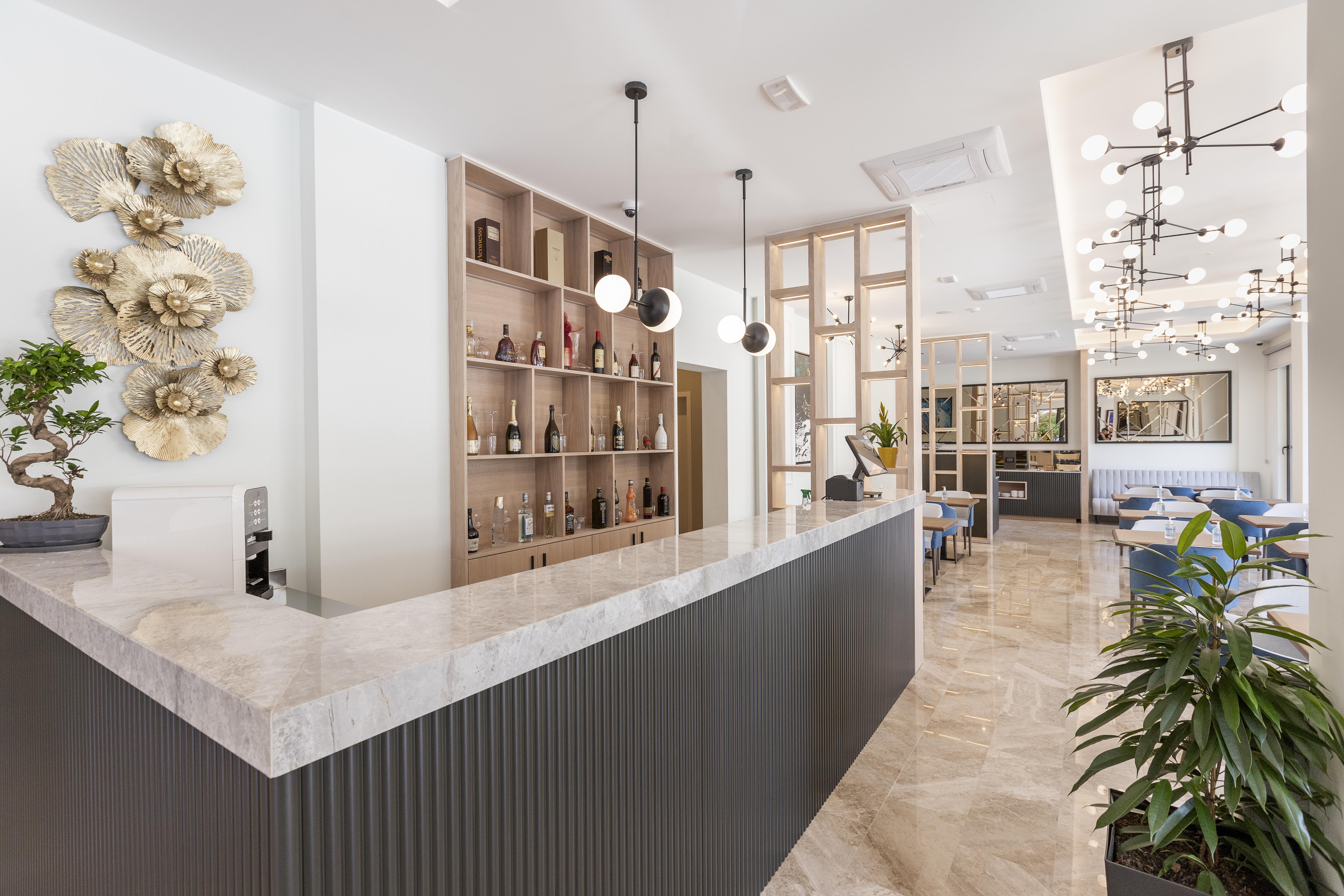 Boutique Hotel Momentum By Aycon Budva Exteriör bild
