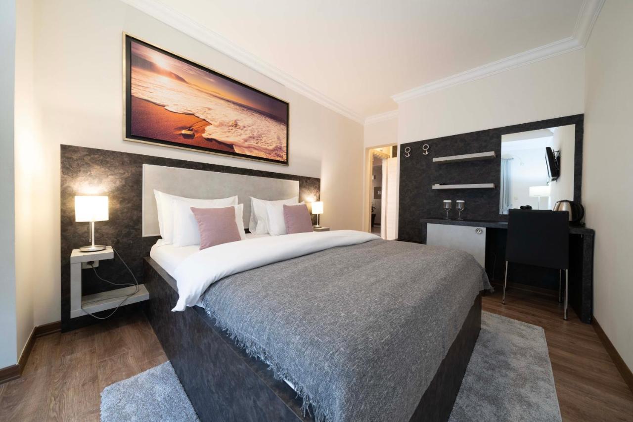 Boutique Hotel Momentum By Aycon Budva Rum bild