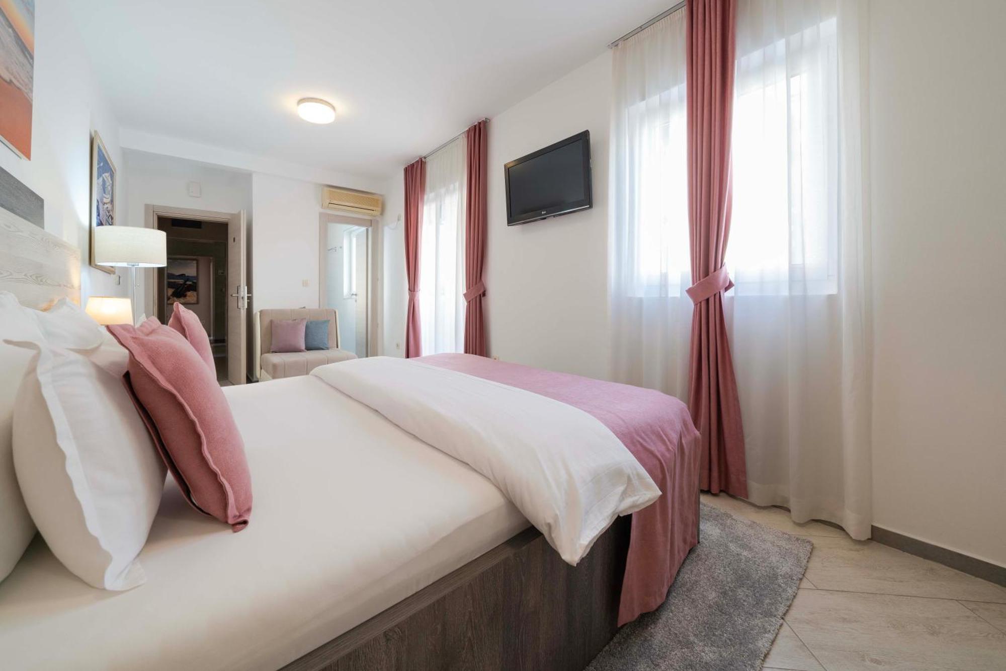 Boutique Hotel Momentum By Aycon Budva Rum bild